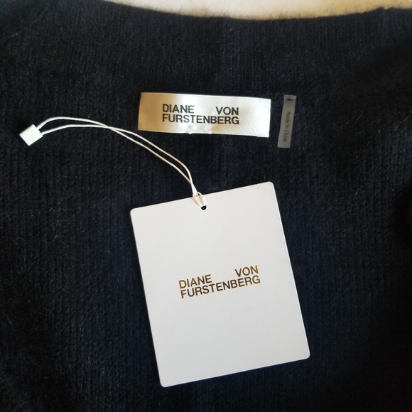 Diane von Fürstenberg, Cardigan Knit Coat, Black, Size Large, NWOT - Picture 10 of 11